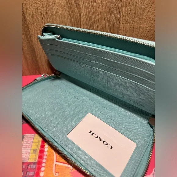 Continental Wallet - Picture 3 of 4